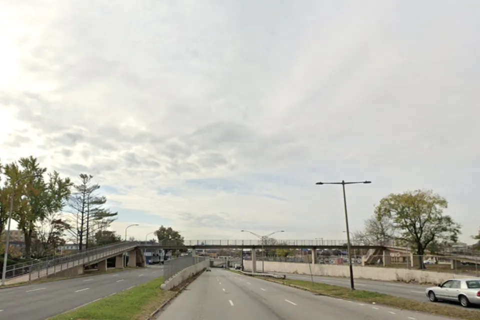 Google Maps street view of Roosevelt Boulevard, Philadelphia